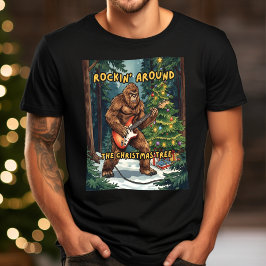Sasquatch Guitar Rockin' Around Christmas Tree Tシャツ