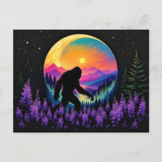 Sasquatch Rainbow Mountain Moon Wall Clock ポストカード