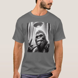 Sasquatch Sie Big Foot Rock On UFO Alien Fun frien Tシャツ