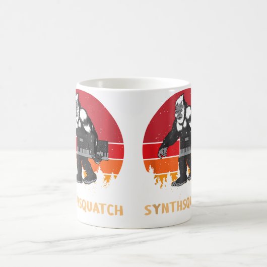 Sasquatch Synthesizer Dj Mixer Synth Synthsquatch コーヒーマグカップ (中央)