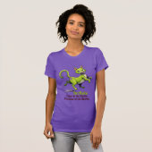 Sassy Cat Tシャツ – Incitata: シーツの中で元気いっぱい (正面フル)