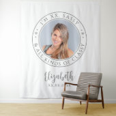 Sassy & Classy誕生日パーティー写真ホワイトバックドロップ タペストリー (インサイチュ)