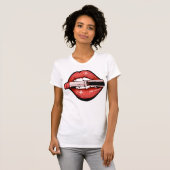 Sassy Red Lips Graphic Print Tシャツ (正面フル)