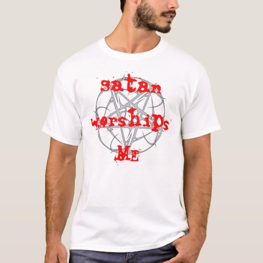 satan私をTシャツ崇拝します Tシャツ (正面)