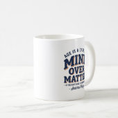 Satchel Paige "Mind Over Matter" コーヒーマグカップ (正面右)