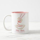 sauceyのゆで団子のマグを浸すこと ツートーンマグカップ (左)