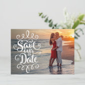 Save Our Date ウェディング | 手書きの装飾的なスクリプト 招待状 (スタンド正面)