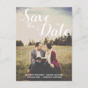 Save The Date 遊び心あるホワイトスクリプト 写真オーバーレイ ポストカード