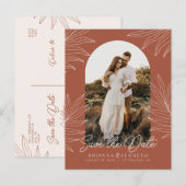Save the Date Boho Arch Photo Terracotta Botanical ポストカード (正面/裏面)
