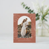 Save the Date Boho Arch Photo Terracotta Botanical ポストカード (スタンド正面)