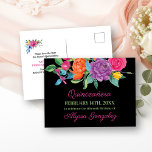 Save the Date Fiesta Flowers Black and フローラ 案内ポストカード<br><div class="desc">フローラ任意の大事な行事のために可能な水色のフィエスタ花と日付はがきを保存すカスタマイズる。このブラックカードはカラフルの花、ピンクの台本エレガントとタイポグラフィが豊富にモダンある。ピンク、紫、オレンジ、黄、緑、青の色合いの牡丹、バラ、明るい赤紫色、ユリ、緑などの美しいフローラデザイン。このテンプレートは、あなたの名前、特別な日付と文字でポストカードをパーソナライズする準備ができてカスタムいる。このデザインはキンセアニェラコレクションとコーディネートする – 招待状やパーティー用品については私たちの店を参照してください。</div>