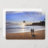 Save the Date Romantic Couple on Beach 招待状 (正面/裏面)