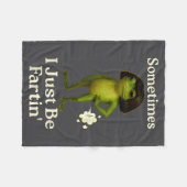 Saying Sometimes Just Fartin Frog Frog I フリースブランケット (正面(横))