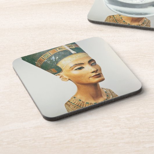 scのスタジオからの女王のNefertitiバスト、 コースター (左側)