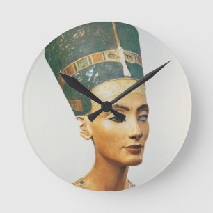scのスタジオからの女王のNefertitiバスト、 ラウンド壁時計