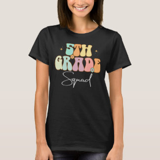 Scの5年生の分隊レトロGroovyハッピーファースト初日 Tシャツ