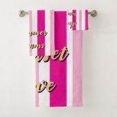 Scalloped Cabana Pink White Summer Stripes バスタオルセット (インサイチュ)