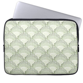 Scalloped Dots Gradient Ombre Green Pattern  ラップトップスリーブ