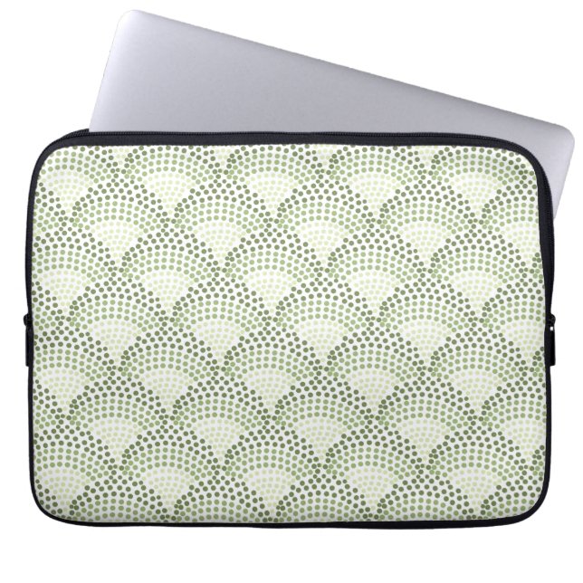 Scalloped Dots Gradient Ombre Green Pattern  ラップトップスリーブ (正面)