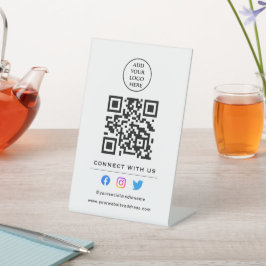Scan 後を追 To Connect With Us QR Code Your Logo 台座サイン