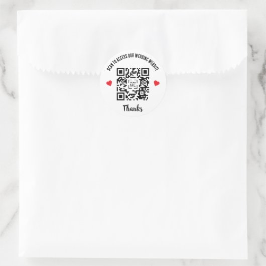 Scan To Access Wedding Website Red Heart QR Code ラウンドシール (バッグ)