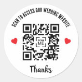 Scan To Access Wedding Website Red Heart QR Code ラウンドシール (正面)