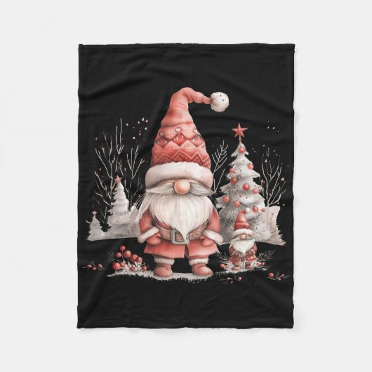 Scandinavian Christmas Gnome Red Berries T Shirt  フリースブランケット (正面)