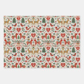 Scandinavian Red and Green Folk Christmas Pattern ラッピングペーパーシート (正面2)