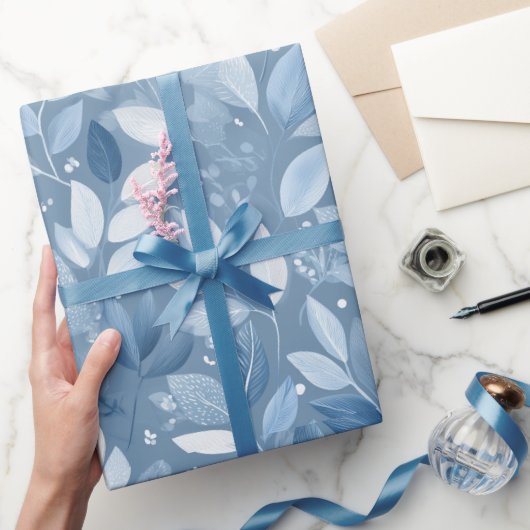 Scandinavian Soft Blue Leaf White Floral Pattern ラッピングペーパー (ギフト)
