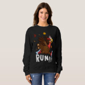 Scared Turkey Run  Thanksgiving Running Turkey Tro スウェットシャツ (正面フル)