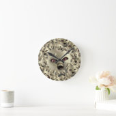 scary doll-face products dark art ラウンド壁時計 (ホーム)