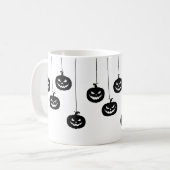 Scary Pumpkin hanging コーヒーマグカップ (正面左)