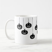 Scary Pumpkin hanging コーヒーマグカップ (左)