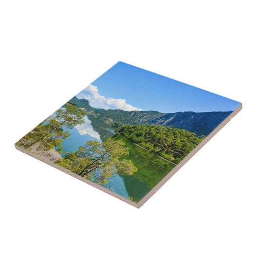 Scenic Lake Mountain Reflection タイル (側面)