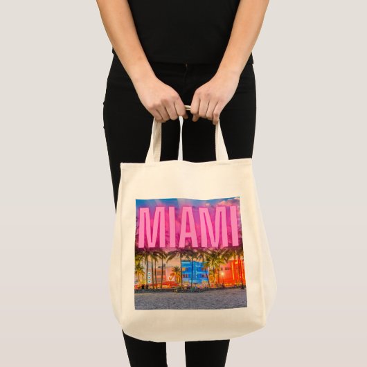 Scenic Neon Miami Waterfront  トートバッグ (正面(商品))
