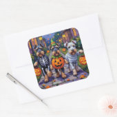 Schnauzer Trick-or-Treating in Halloween Costumes スクエアシール (封筒)