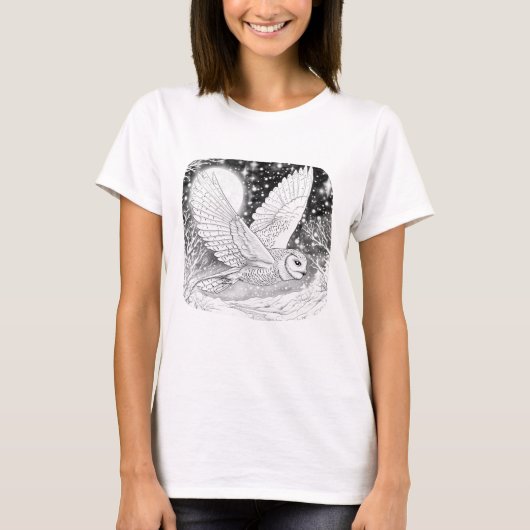 Schneeeule Eule bei Nacht unterm Sternenhimmel Tシャツ (正面)