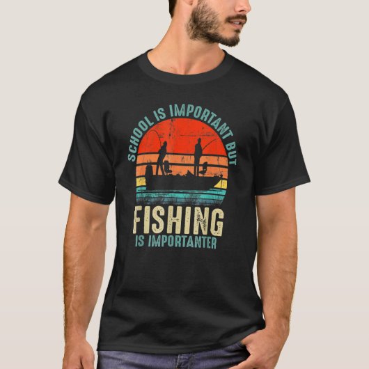 School Is Important But Fishing Is Importanter Boy Tシャツ (正面)