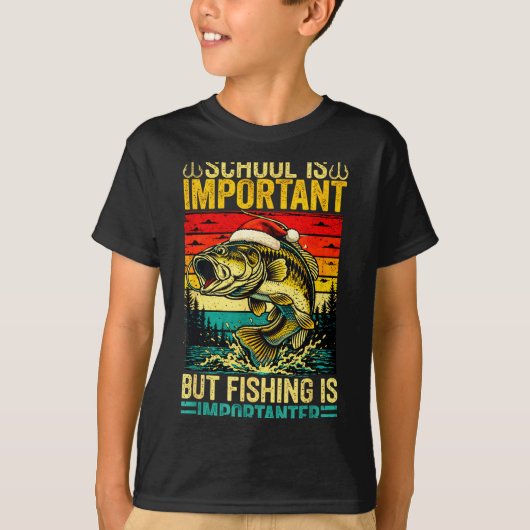 School Is Imrtant But Fishing Funny Christmas Fish Tシャツ (正面)