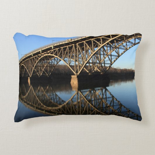 Schuylkillの川上の橋 アクセントクッション (正面)