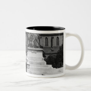 Schweidnitz、Breslauポーランド、c.1910の眺め ツートーンマグカップ