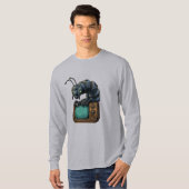 Sci-Fi昆虫レトロテックロングスリーブ Tシャツ (正面フル)