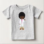 Science Girl、African American Girl、Scientist ベビーTシャツ<br><div class="desc">可愛くておもしろい、そしてアフリカ系アメリカ人の女の子がラボコートとメガネを着て可愛らしいデザイン。トレンディーモダンギフト、あなたの人生の科学の恋人に最適。</div>