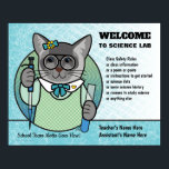Science Lab Classroomルール ポスター<br><div class="desc">安全メガネを掛け、マイクロピペットと試験管を持ったかわいいシャム猫の女の子。化学、生物学、生物学、地質学の科学先生は、背景色とすべての単語を選択することができる。先生の名前、安全規則、クラスまたはチームのモットー、学校名、またはその他の情報を一覧表示する。理科の部カスタマイズ分にも入る。背景カスタマイズの色とすべて単語。</div>