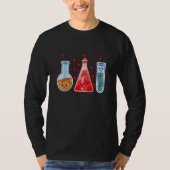Science Valentines Day Cute Chemistry Nerd Chemist Tシャツ (正面)