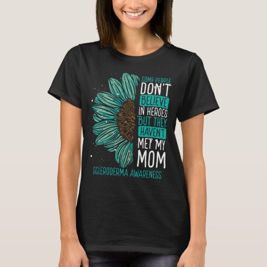 Scleroderma Awareness Ribbon Mom Warrior Tシャツ (正面)