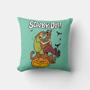Scooby-Dooおよびハロウィンのシャギーな恐怖 クッション