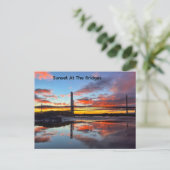 Scotlands IconicView Of Its Bridges at Sunset ポストカード (スタンド正面)