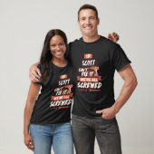 SCOTTもしは、我々が全く酔っ払っている問題を修正できない Tシャツ (ユニセックス)