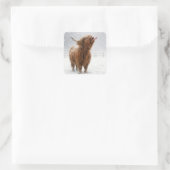 Scottish Highland Cow Licking Snowflakes スクエアシール (バッグ)